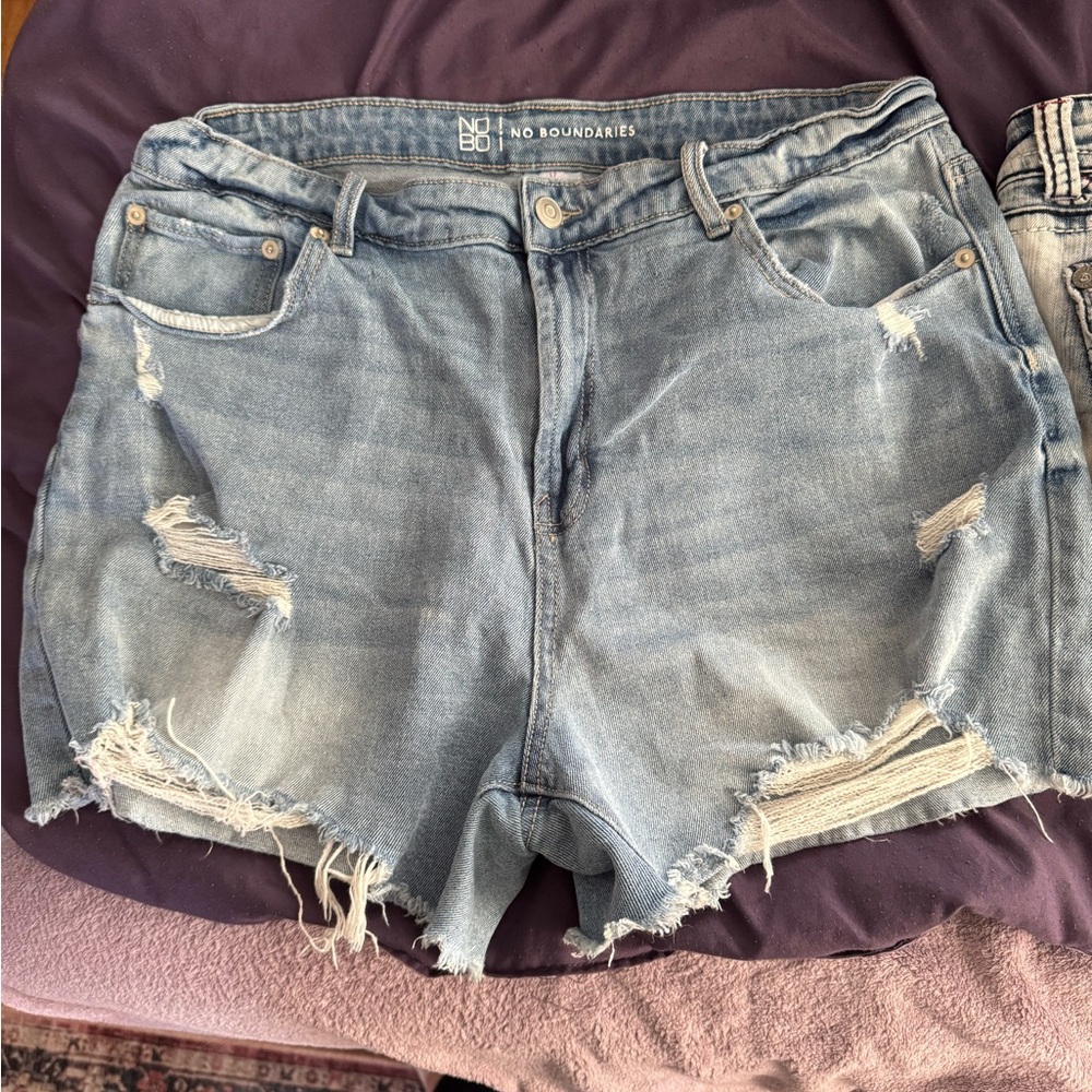 No Boundaries Light Blue Distressed Denim Shorts